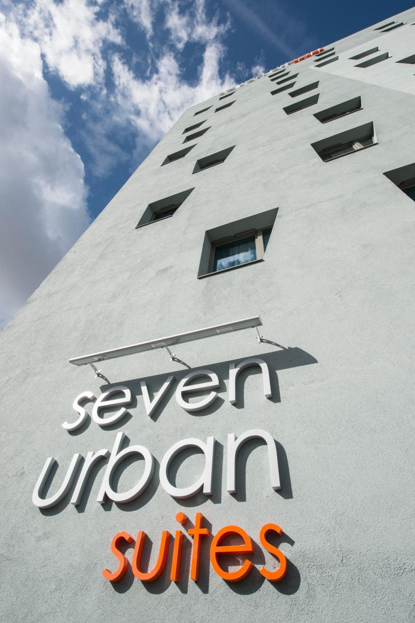 Seven Urban Suites Nantes Centre Exterior photo